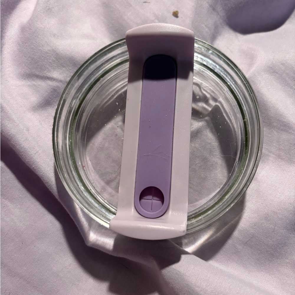 Stanley Purple Tumbler with Handle - Picture 5 of 5
